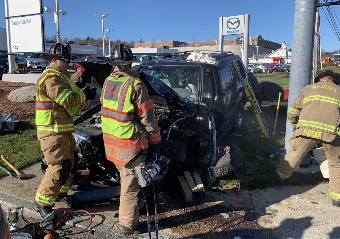 D.W. Hwy Entrapment Crash News, Sports, Jobs The Nashua Telegraph